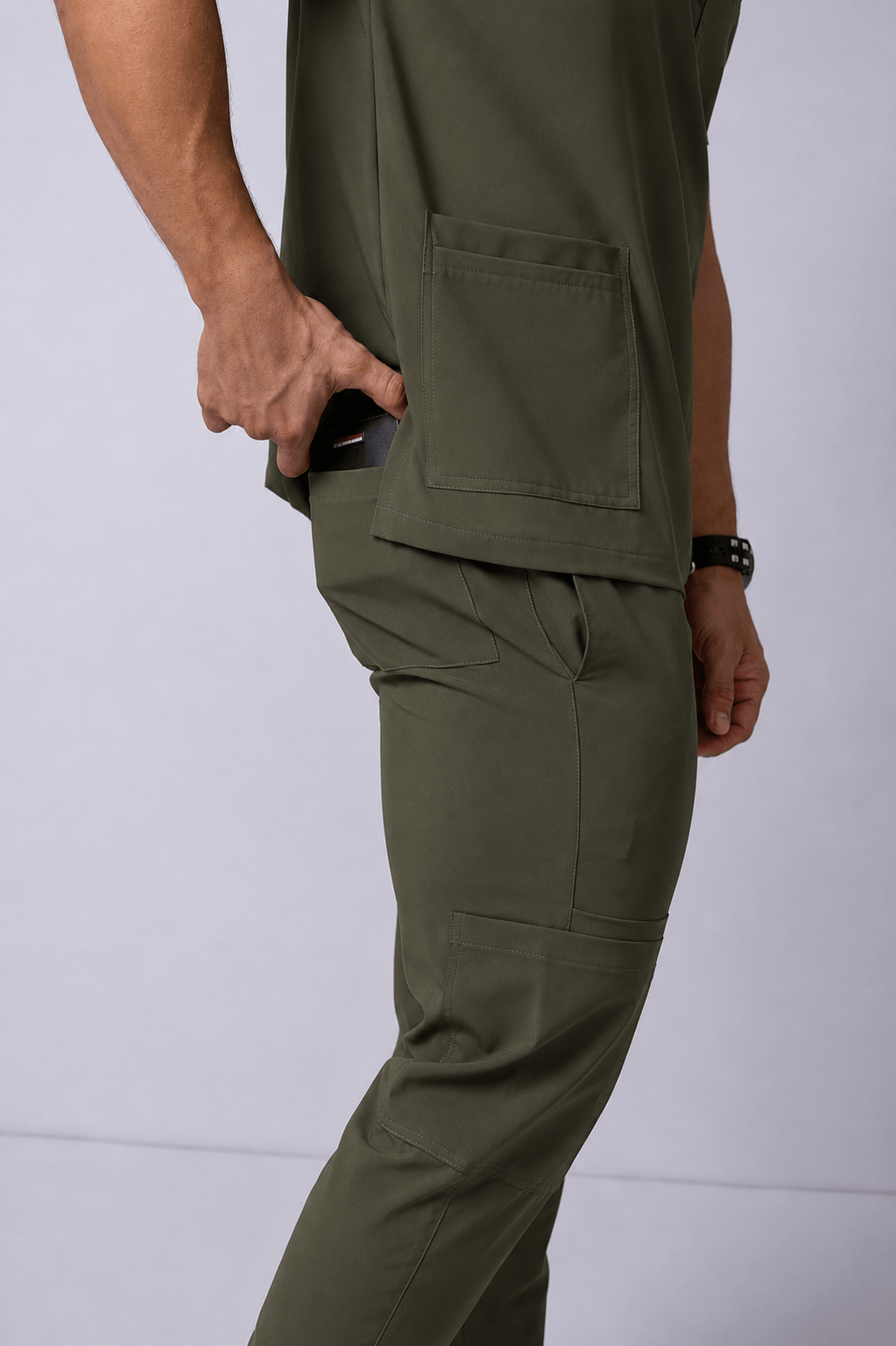 Uniforme Médico COUS Van Gogh Verde Oliva Hombre